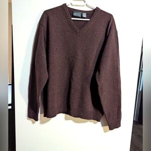 Vanderbilt for men. XL lambswool V Neck sweater. . pullover. Brown . GUC.